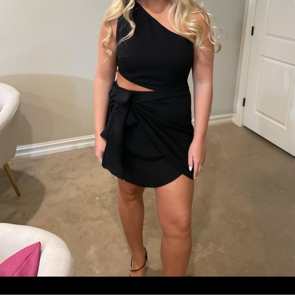 Black one shoulder tie dress